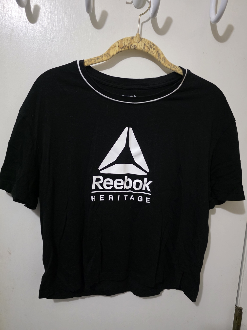 Reebok Heritage Black Logo Crop Top